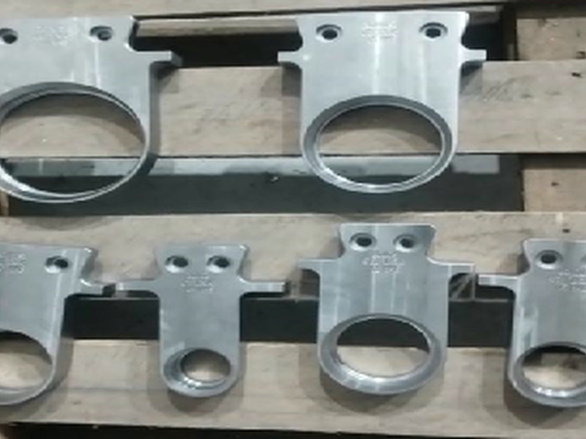 Flanges e suportes